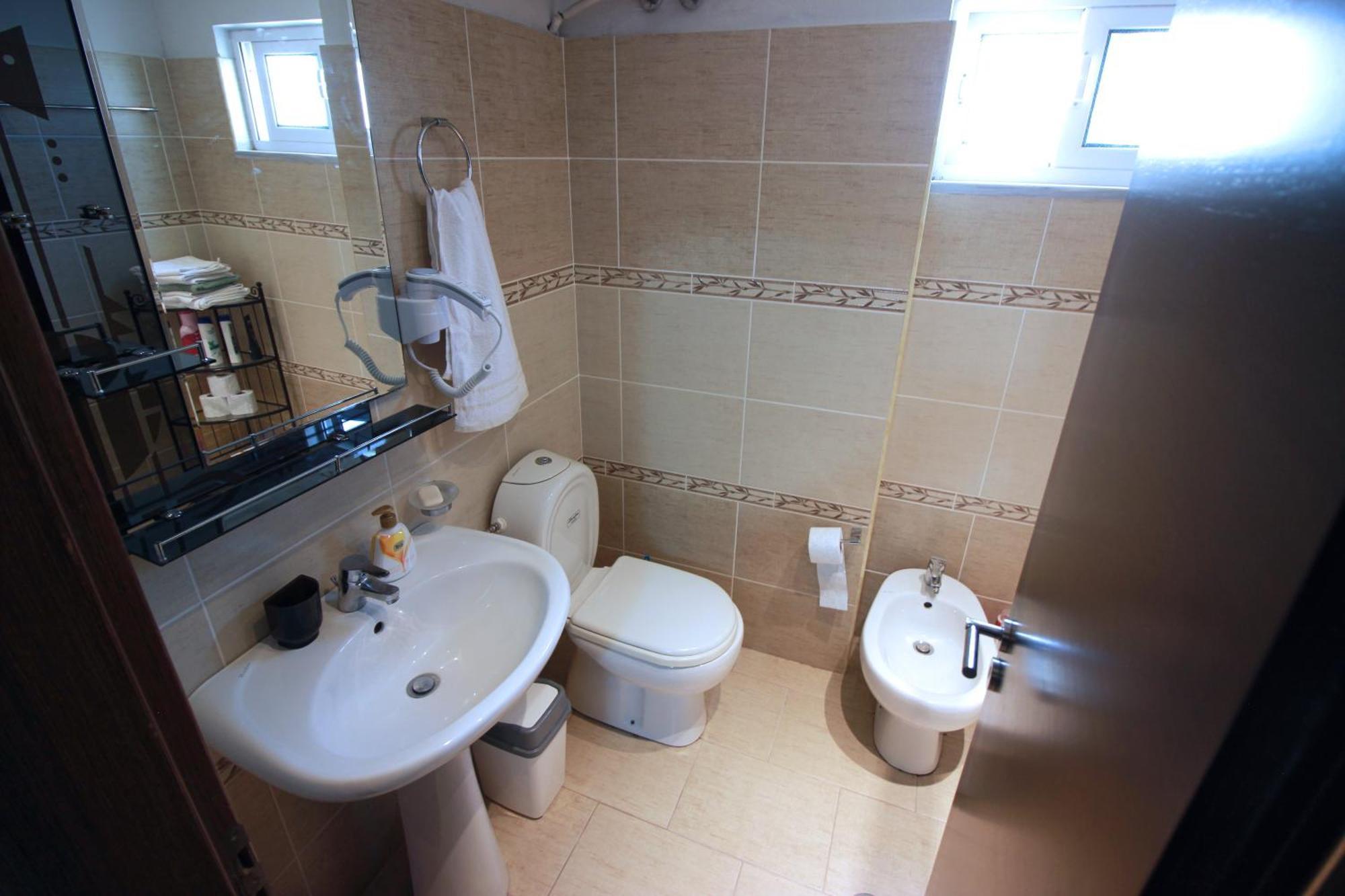Apartament Duzgo Gjirokastër Exterior foto